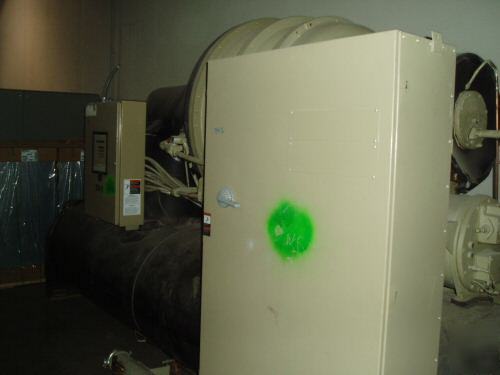 Trane chiller 400 ton CVHE400 used