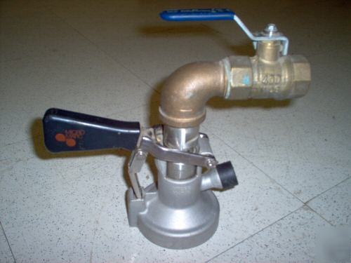 Micro-matic chemical coupler valve