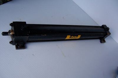 Parker series 2A pneumatic cylinder 15.5