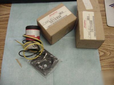 New lot of humphrey model 125-4E1 solenoid valve, 2 <