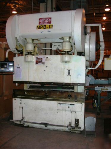 225 ton dreis & krump #225D4 mechanical press brake