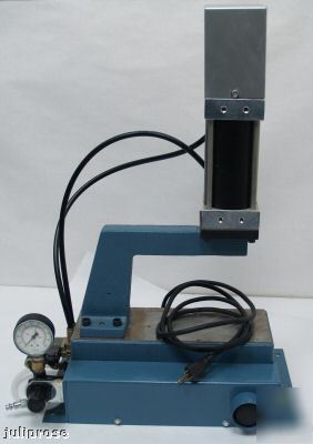 Janesville tool a-1066 pneumatic assembly press 660LBS.