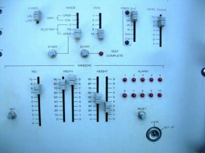 Spectral dynamics SD210 vibration/sound analyzer