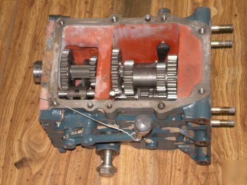 Kubota tractor speed range transmission for B7200 &more