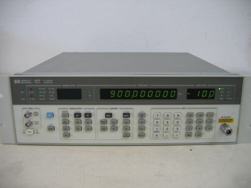 Hp (agilent) 8657B signal generator, 1 ghz w/ opt. 003