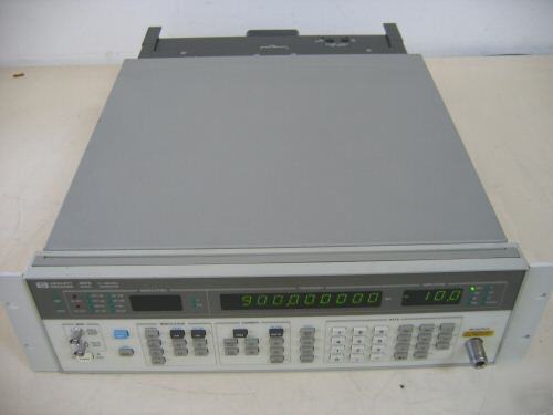 Hp (agilent) 8657B signal generator, 1 ghz w/ opt. 003
