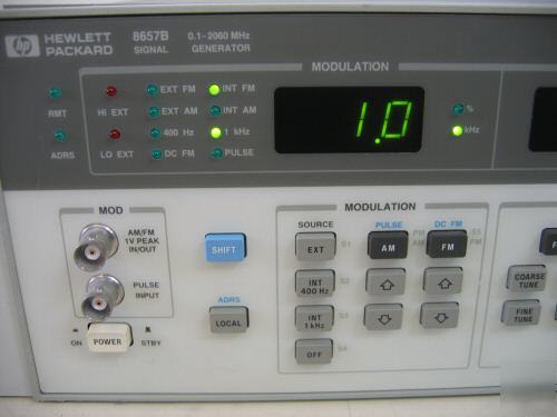 Hp (agilent) 8657B signal generator, 1 ghz w/ opt. 003