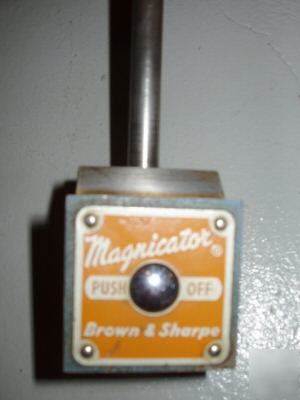 Small brown & sharpe mag base with rods