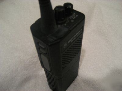 Motorola radius series AP300 commercial radio (100%fb)