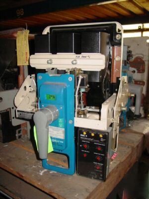 Ak-2A-25 circuit breaker, manual mech, drawout 