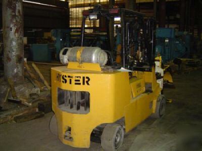 Hyster S120XLS 12,000 lb fork lift 4-way valve lpg