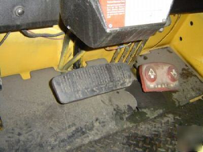 Hyster S120XLS 12,000 lb fork lift 4-way valve lpg