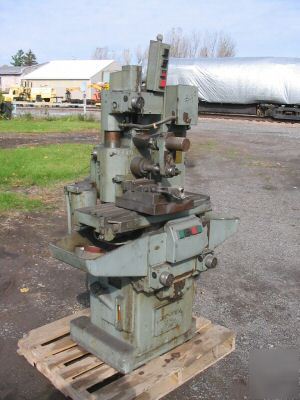 Kent-owens horizontal production milling machine