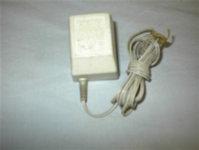 Fisher price ac adaptor 9V dc 100MA 27A-3530