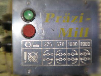 Prazi milling machine attachment