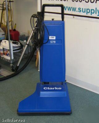 Clarke industrial vacuum cleaner model #579 mint