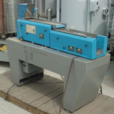 Lab model vibratory classifier