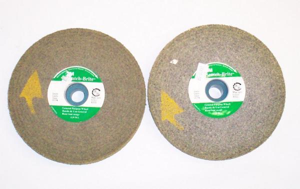 New lot 2 3M scotch brite general purpose wheel 6
