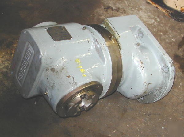 Cincinnati vertical milling attachment