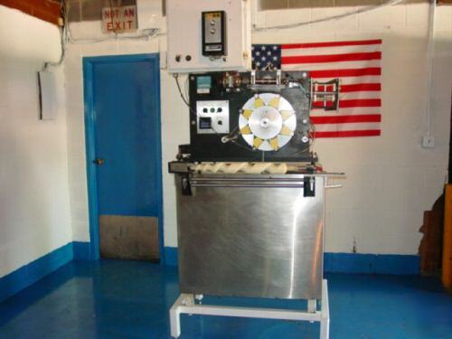 Cozzoli neck bander model SB200