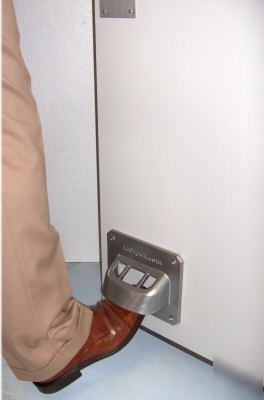 Footpull: one piece heavy duty 356 aluminum