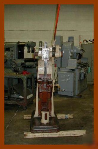 Dake 12 ton, ratchet type compound leverage arbor press