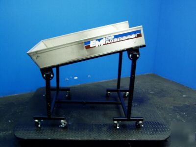 Emi stainless steel adjustable angle parts chute