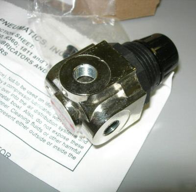 New in box arrow R161 regulator w/instructions 