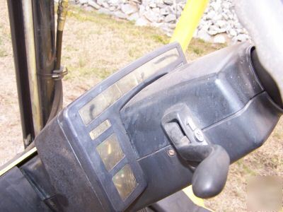Hyster 6,000 lb cap. diesel solid pneumatic forklift