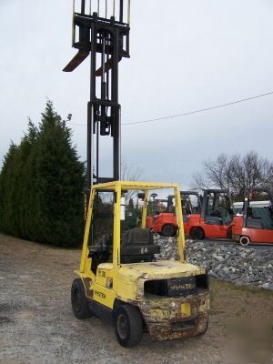 Hyster 6,000 lb cap. diesel solid pneumatic forklift