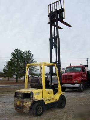 Hyster 6,000 lb cap. diesel solid pneumatic forklift