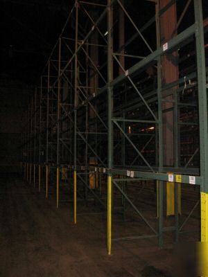 Fraiser pallet racking