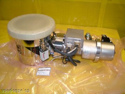 Leybold coolvac 1500SL semiline cryopump