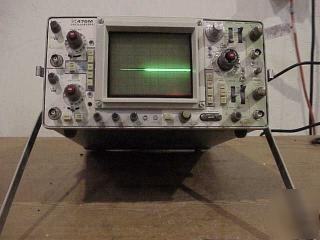 Tektronix 476M oscilloscope