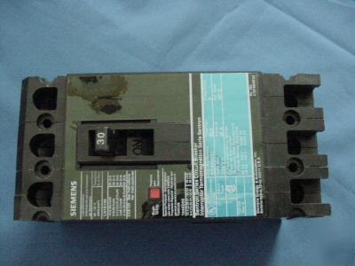 Siemens sentron ED43B030L circuit breaker 3P/30A/480V