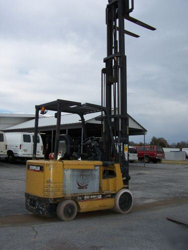 Caterpillar 6,000 lb electric forklift