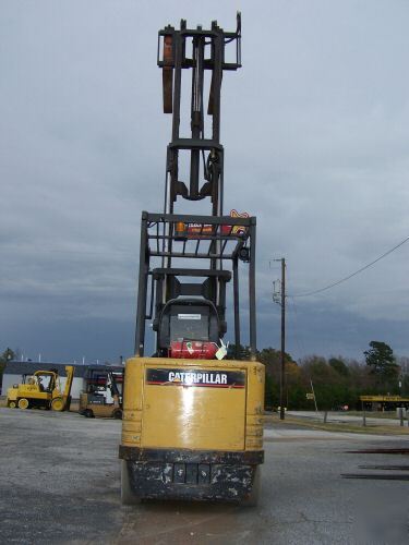 Caterpillar 6,000 lb electric forklift