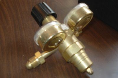 Concoa regulator heavy duty dual-stage brass barstock 