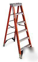 Werner 7404 fiberglass 4' step ladder 375 lbs type iaa