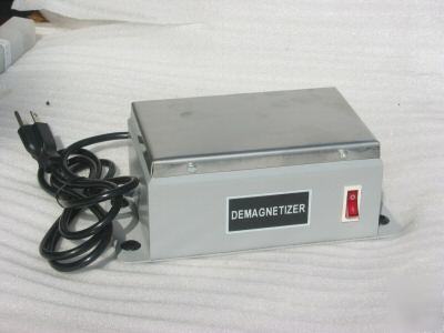 New plate demagnetizer 8-1/2 x 4-1/2 120 volts tool