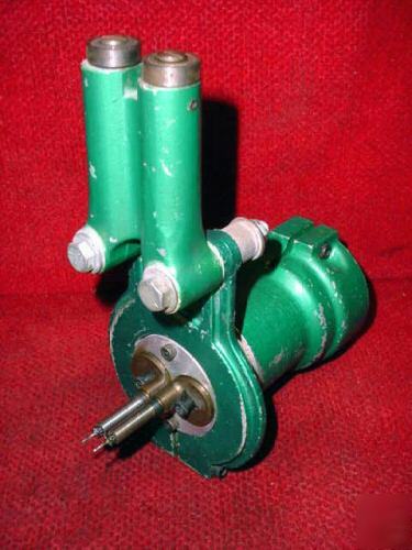 Commander adjustable 2 spindel,model 200 drill head