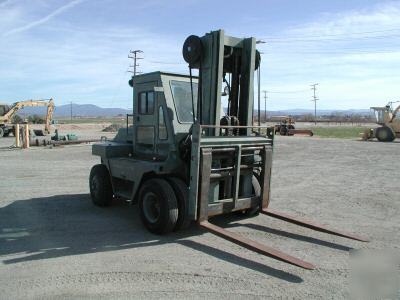 15000 lb diesel forklift mfg. 1991 pneumatic tires,