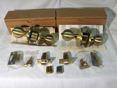 2 best access door locks, nos, brass 606, w/cores