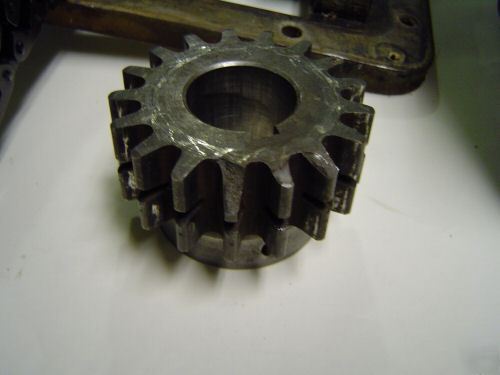 Bridgeport series ii x&y feed gear box with drive gear