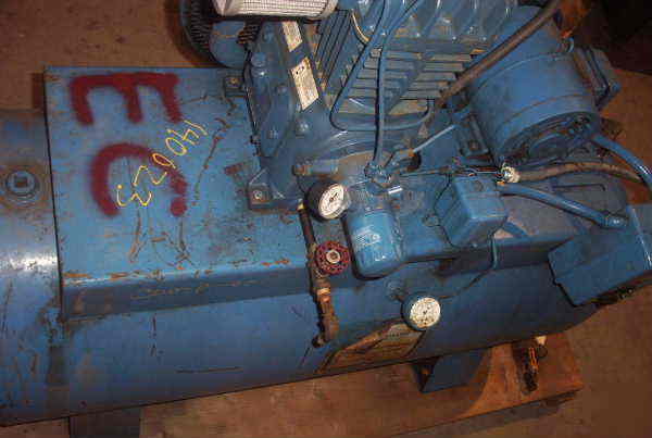 Quincy 5 hp model 325 air compressor