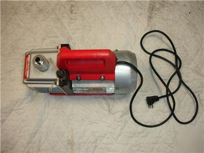 Robinair 15500 vacumaster 5CFM vacuum pump 2 stage elec